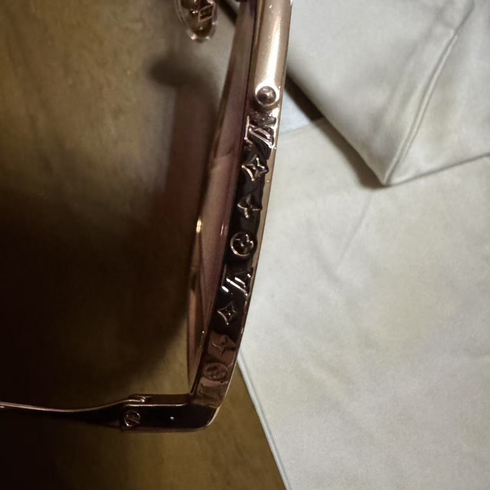 LV WOMEN'S Gradient Glasses - Picture 8 of 9